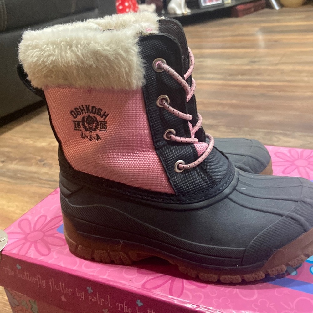 Oshkoch USA size 12 boots